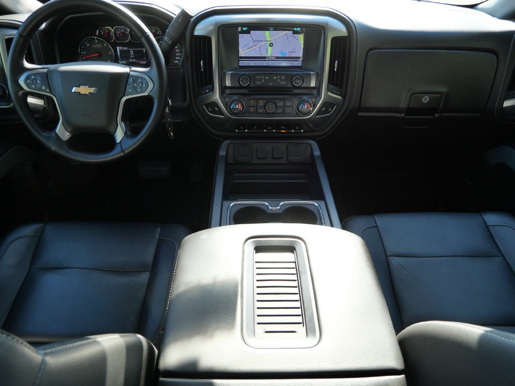 Used 2016 Chevrolet Silverado 1500 LTZ Z71 w/ LTZ Plus Package AWD/4WD image 15