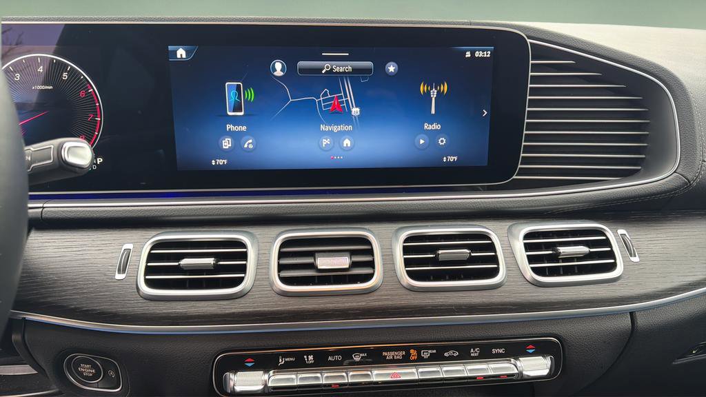 Used 2025 Mercedes-Benz GLS 450 4MATIC image 34