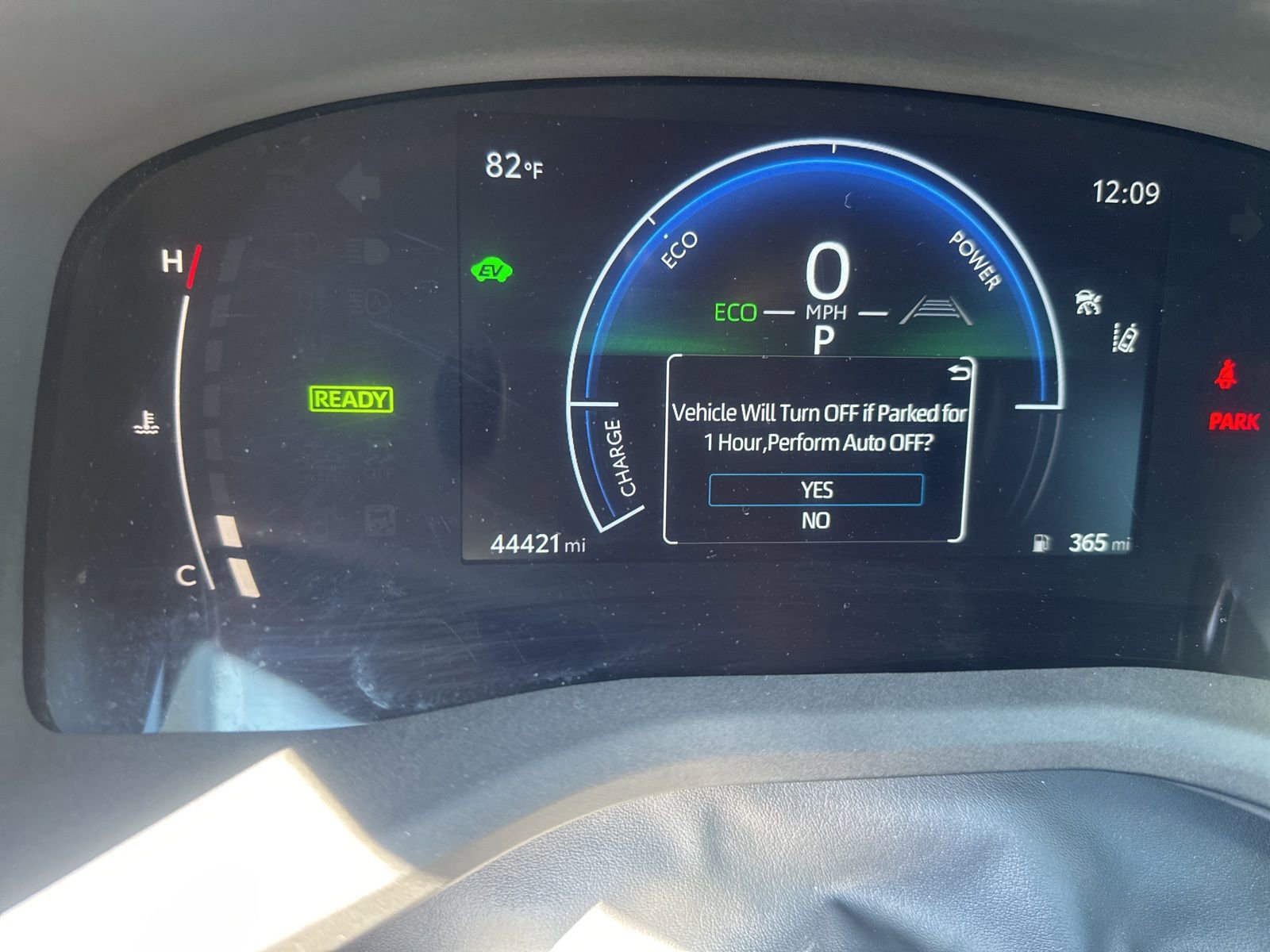 Used 2025 Toyota Camry LE image 6