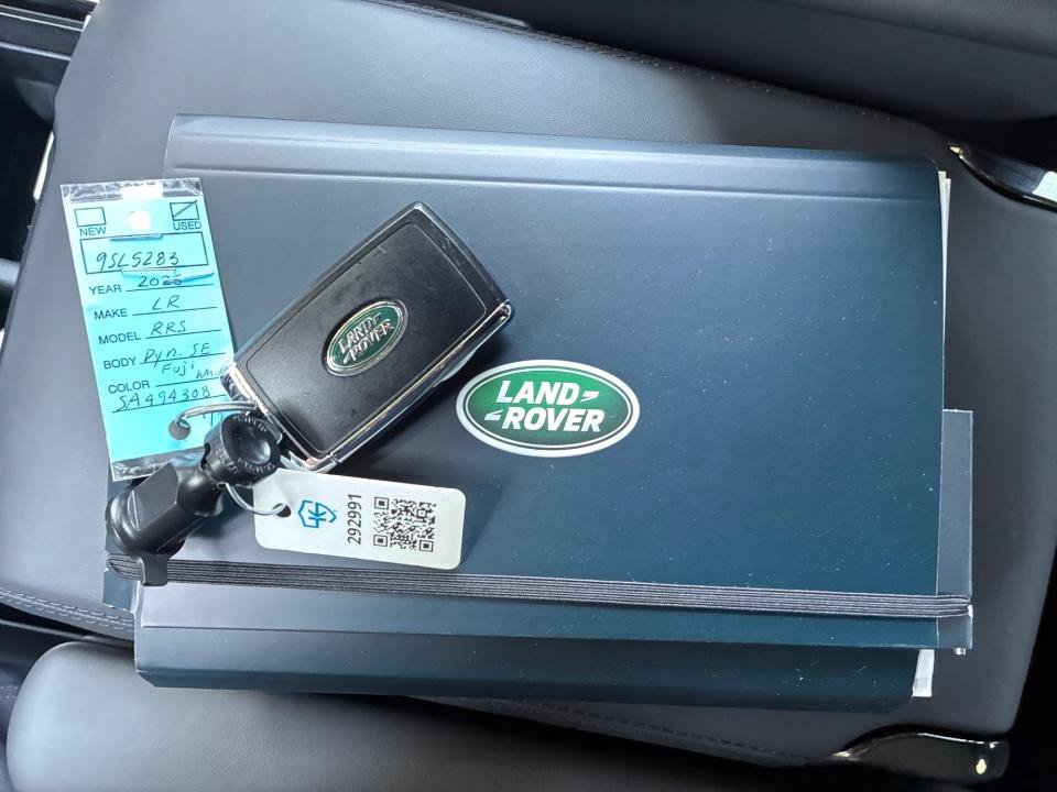 Used 2025 Land Rover Range Rover Sport Dynamic SE AWD/4WD image 34
