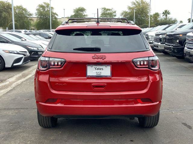 Used 2024 Jeep Compass Limited image 5