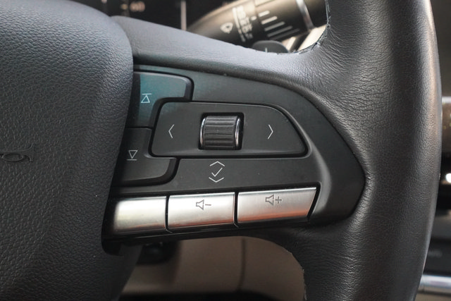 Used 2023 Cadillac CT4 Luxury w/ Sun And Sound Package AWD/4WD image 12