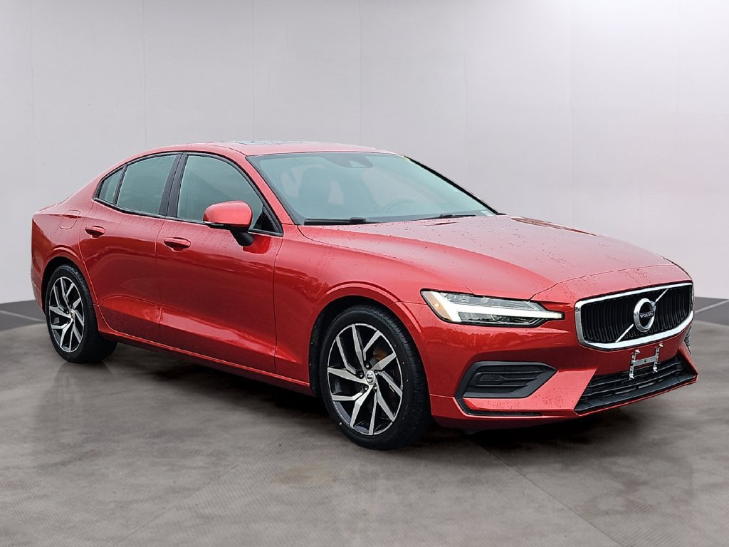 Used 2019 Volvo S60 T6 Momentum AWD/4WD image 3