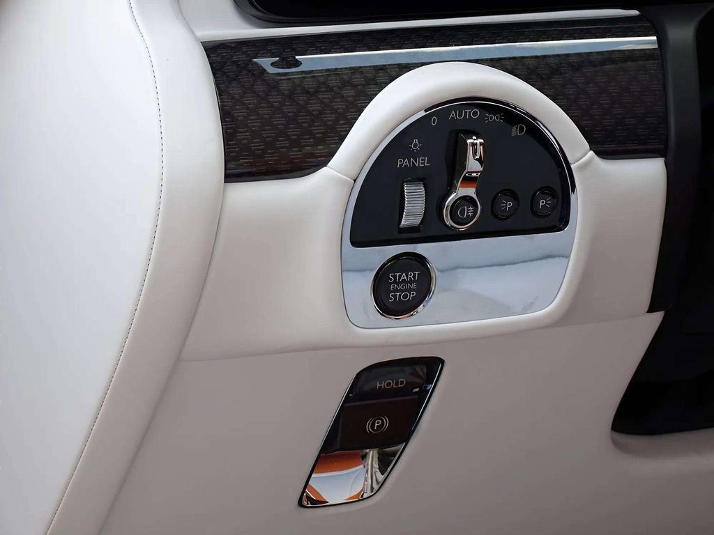 New 2025 Rolls-Royce Ghost Black Badge image 9