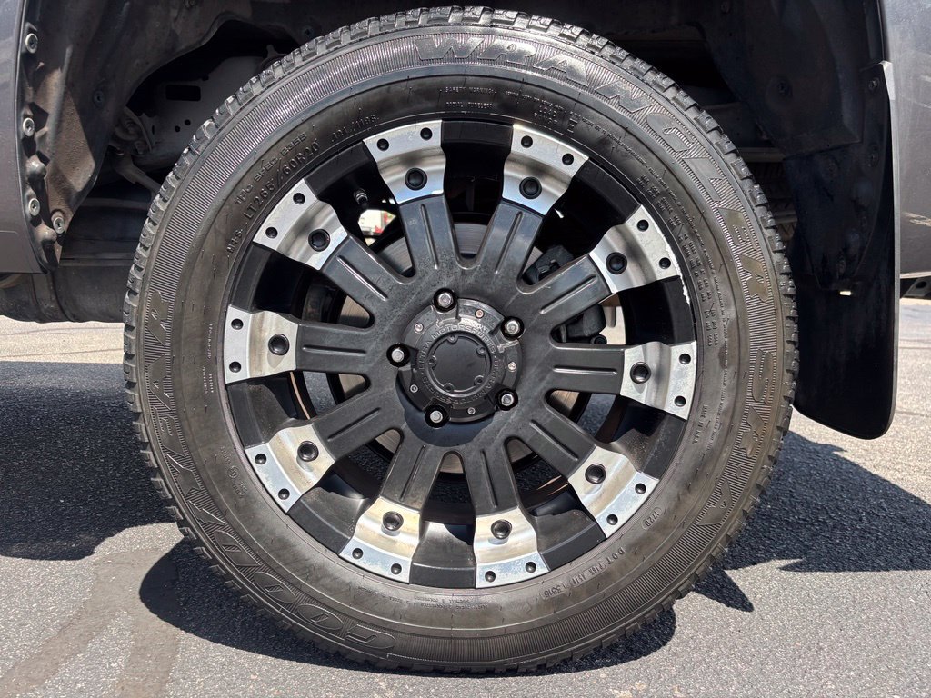 Used 2016 Toyota Tundra SR5 w/ SR5 Upgrade Package AWD/4WD image 17