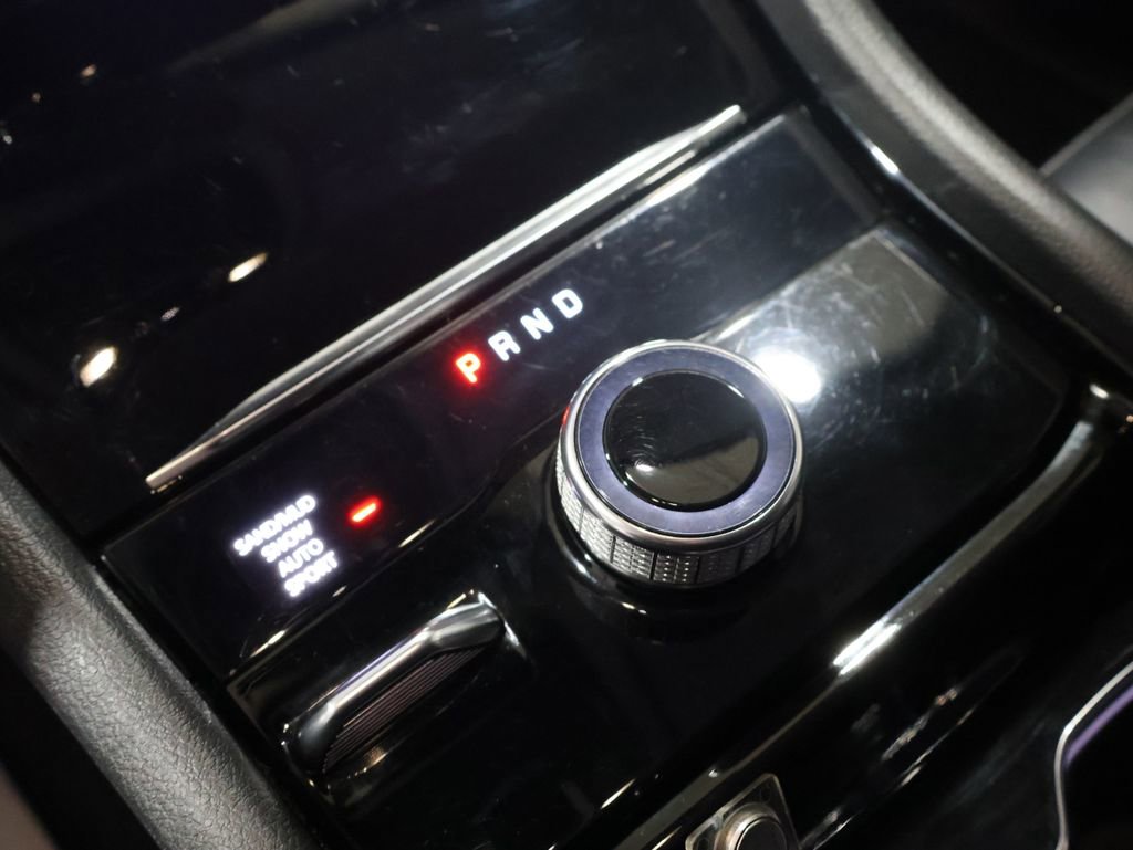 Certified 2023 Jeep Grand Cherokee Limited AWD/4WD image 30