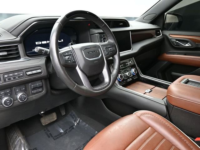 Used 2023 GMC Yukon XL Denali Ultimate image 13
