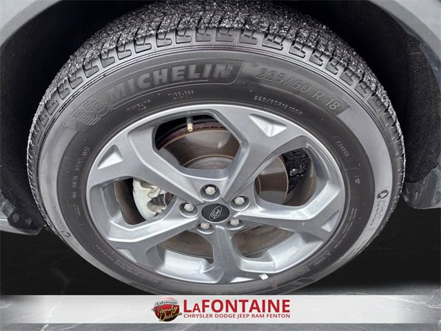 Used 2025 Ford Escape ST-Line image 30