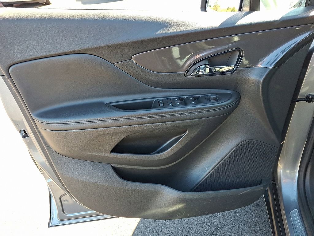 Used 2019 Buick Encore Preferred image 12