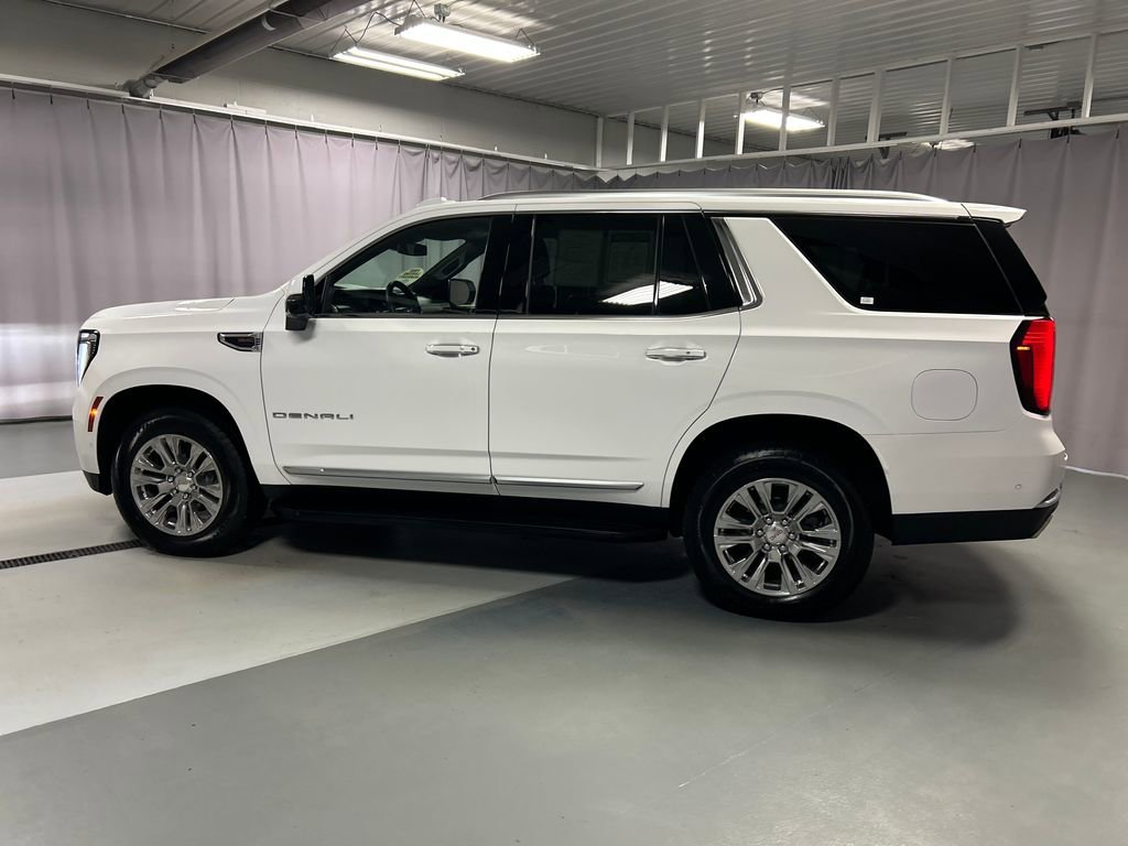 Used 2025 GMC Yukon Denali AWD/4WD image 4