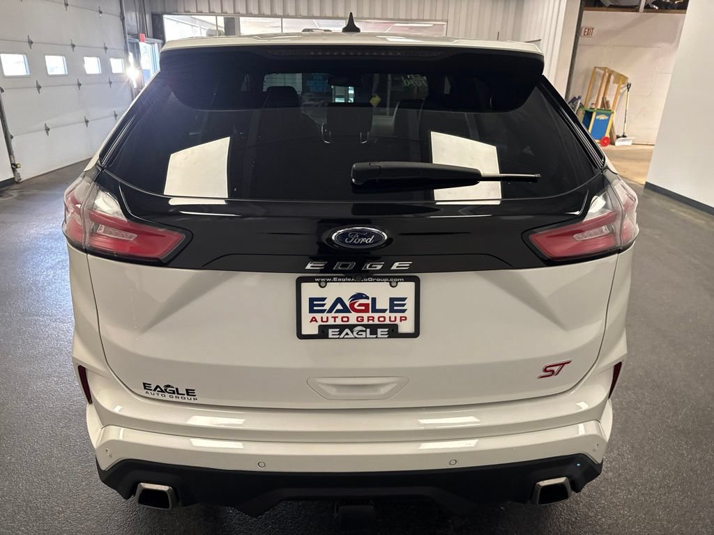 Used 2023 Ford Edge ST AWD/4WD image 9