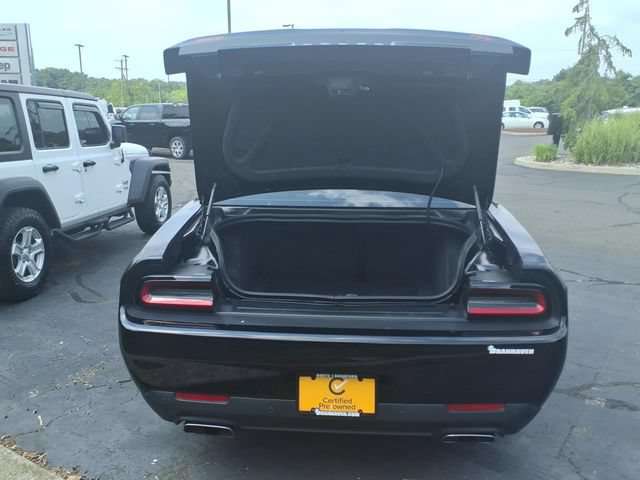 Certified 2022 Dodge Challenger R/T w/ Plus Package RWD image 7
