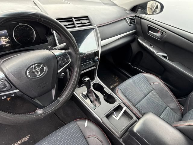Used 2015 Toyota Camry SE FWD image 7