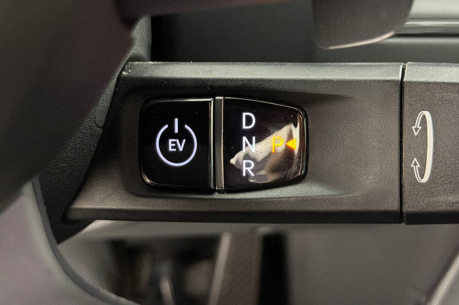 Used 2024 Kia EV9 Land AWD/4WD image 22
