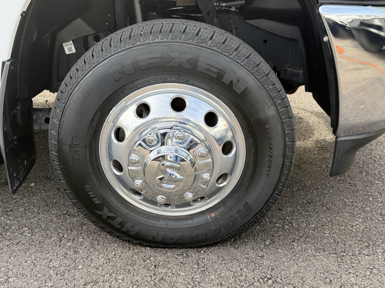 Used 2026 RAM 3500 Big Horn AWD/4WD image 18