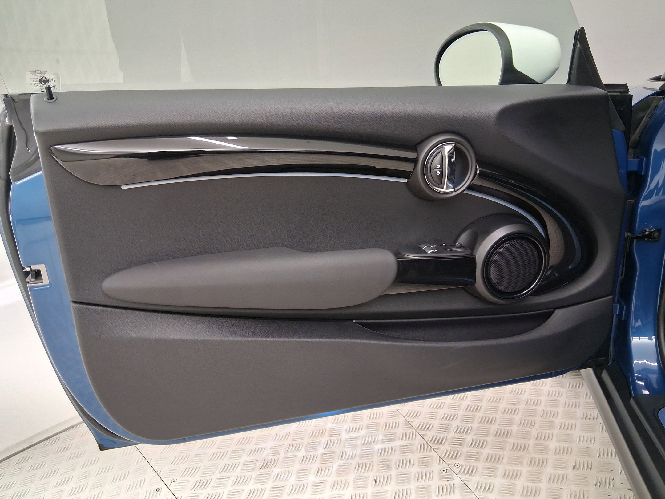 Certified 2024 MINI Cooper S FWD image 19