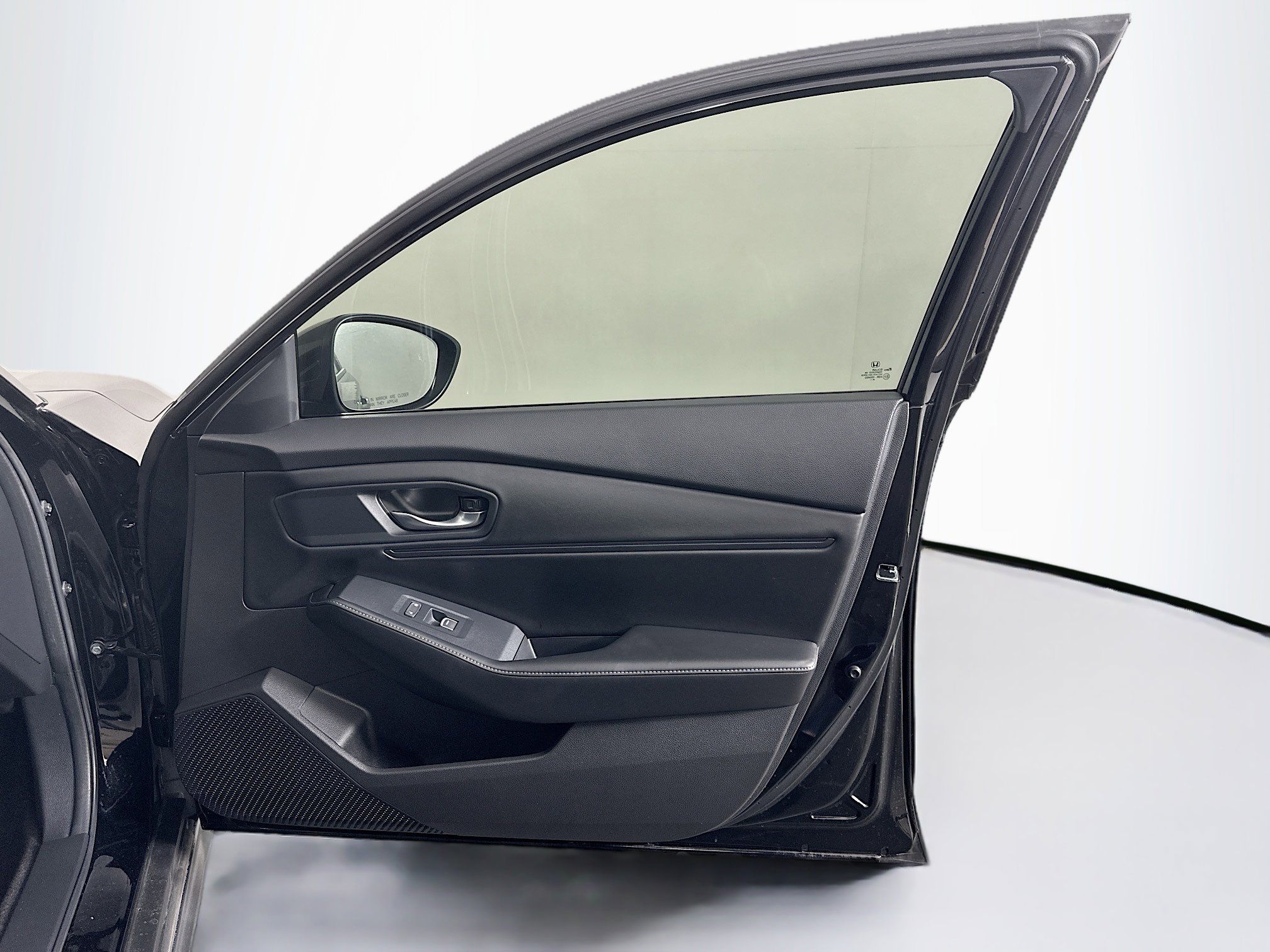 Used 2025 Honda Accord Sport image 31