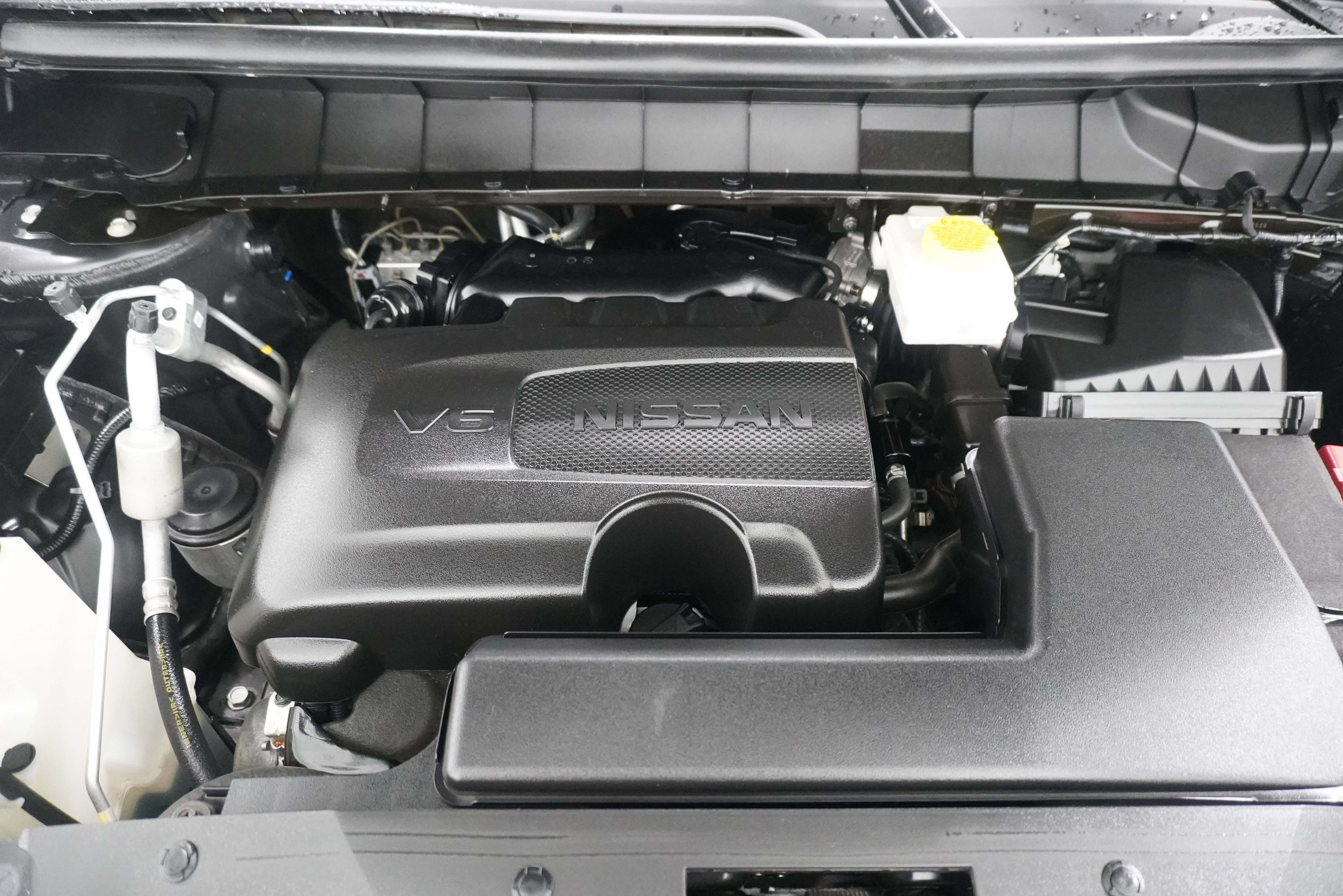 Used 2023 Nissan Pathfinder Platinum FWD image 38