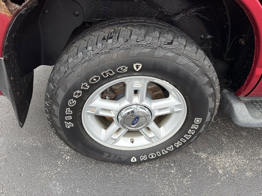 Used 2004 Ford Explorer XLT AWD/4WD image 22