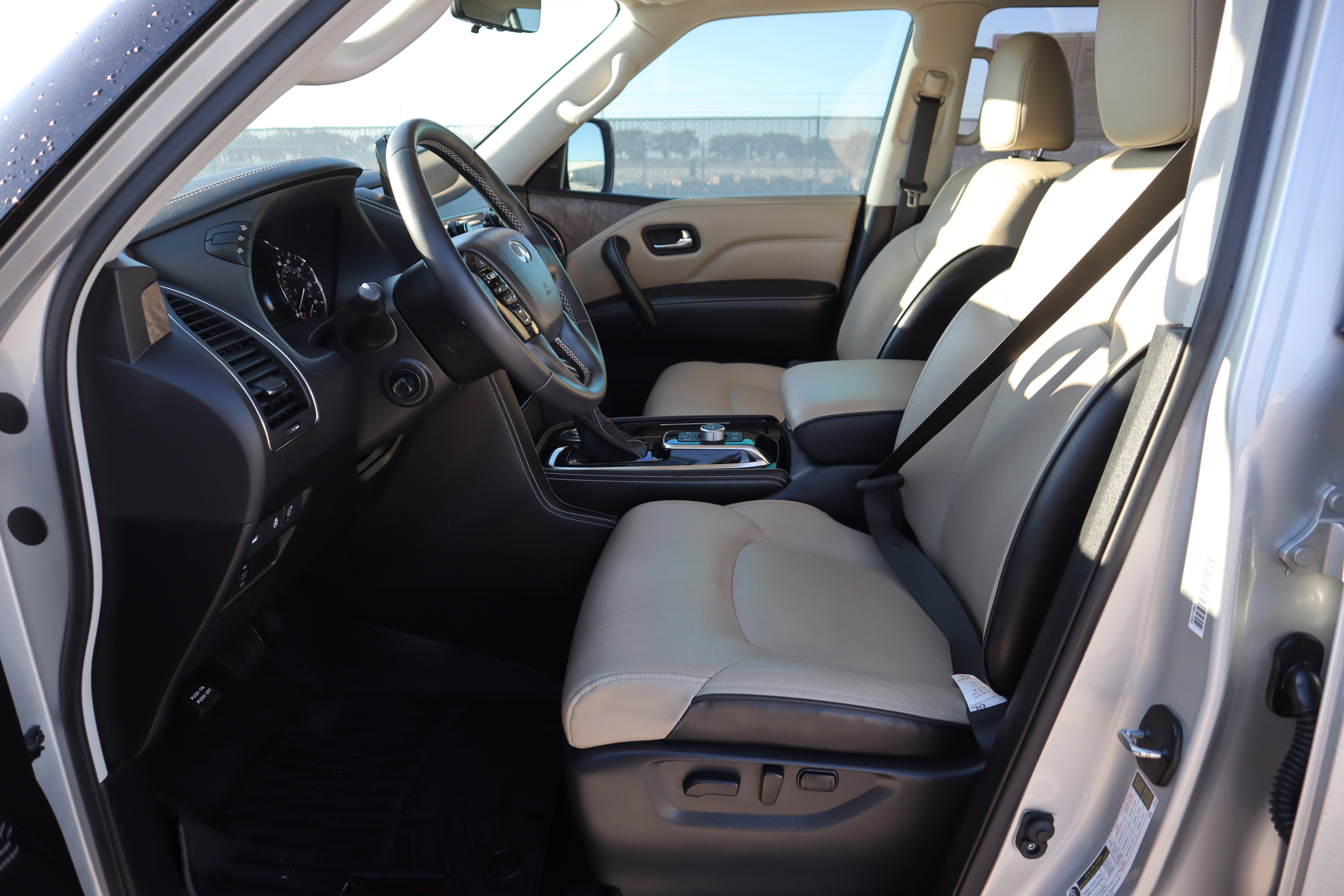 Used 2022 INFINITI QX80 Premium Select w/ Cargo Package image 23