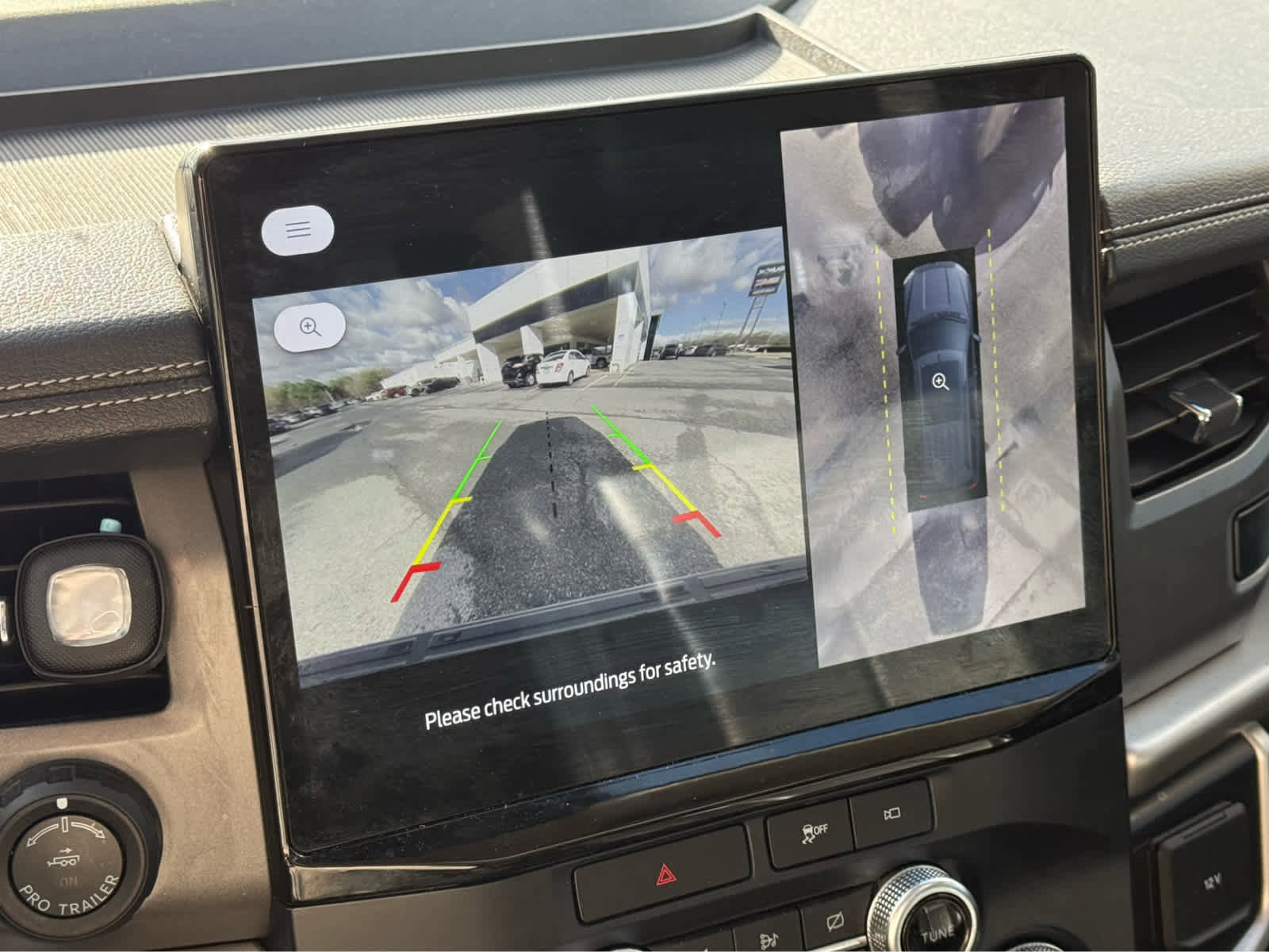 Used 2022 Ford Expedition Max XLT image 14