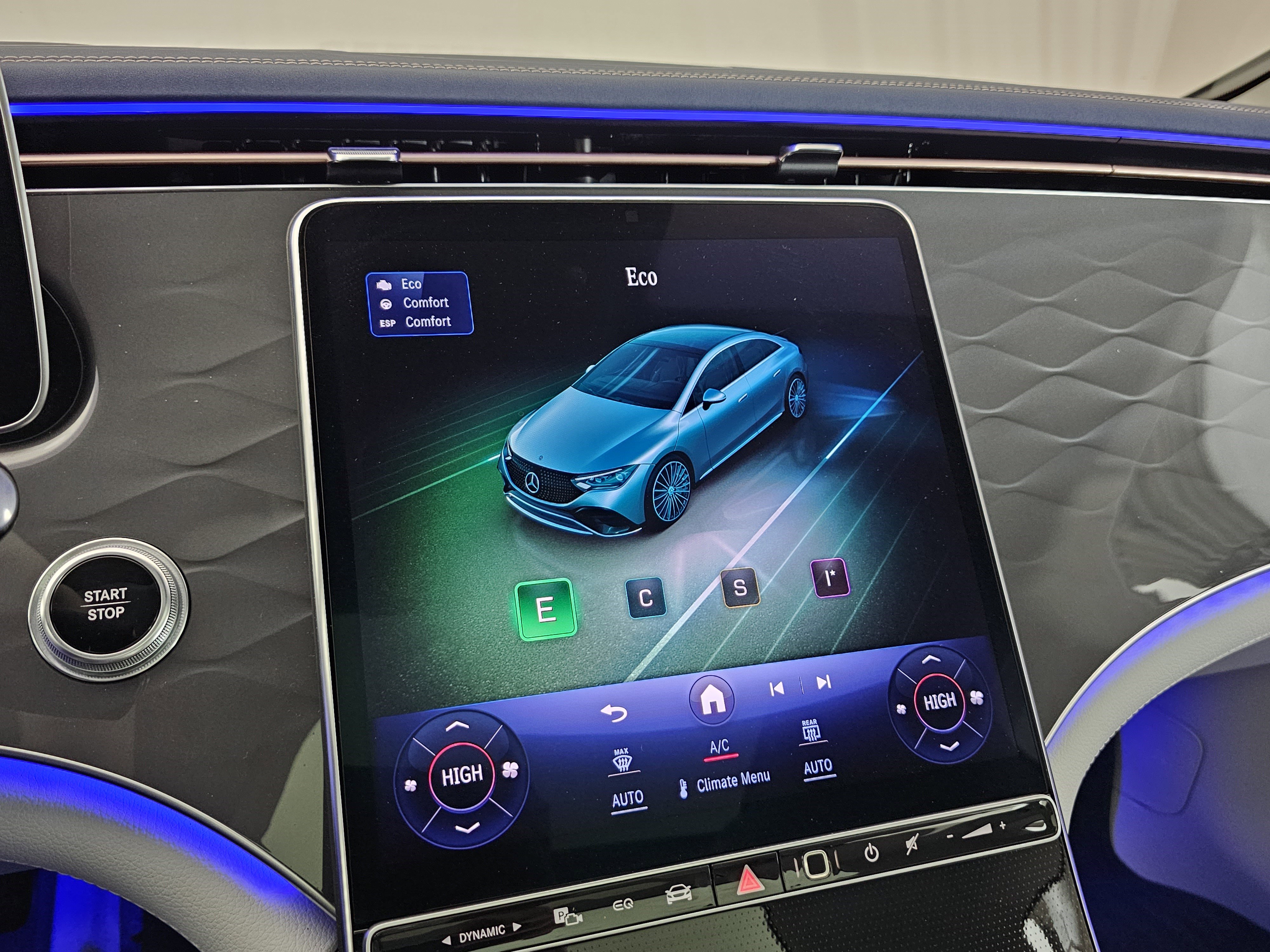 Used 2023 Mercedes-Benz EQE 350+ 4MATIC Sedan image 39