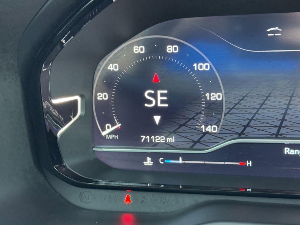 Used 2023 GMC Yukon Denali image 23