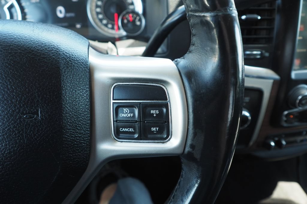 Used 2016 RAM 2500 Laramie w/ Convenience Group AWD/4WD image 27