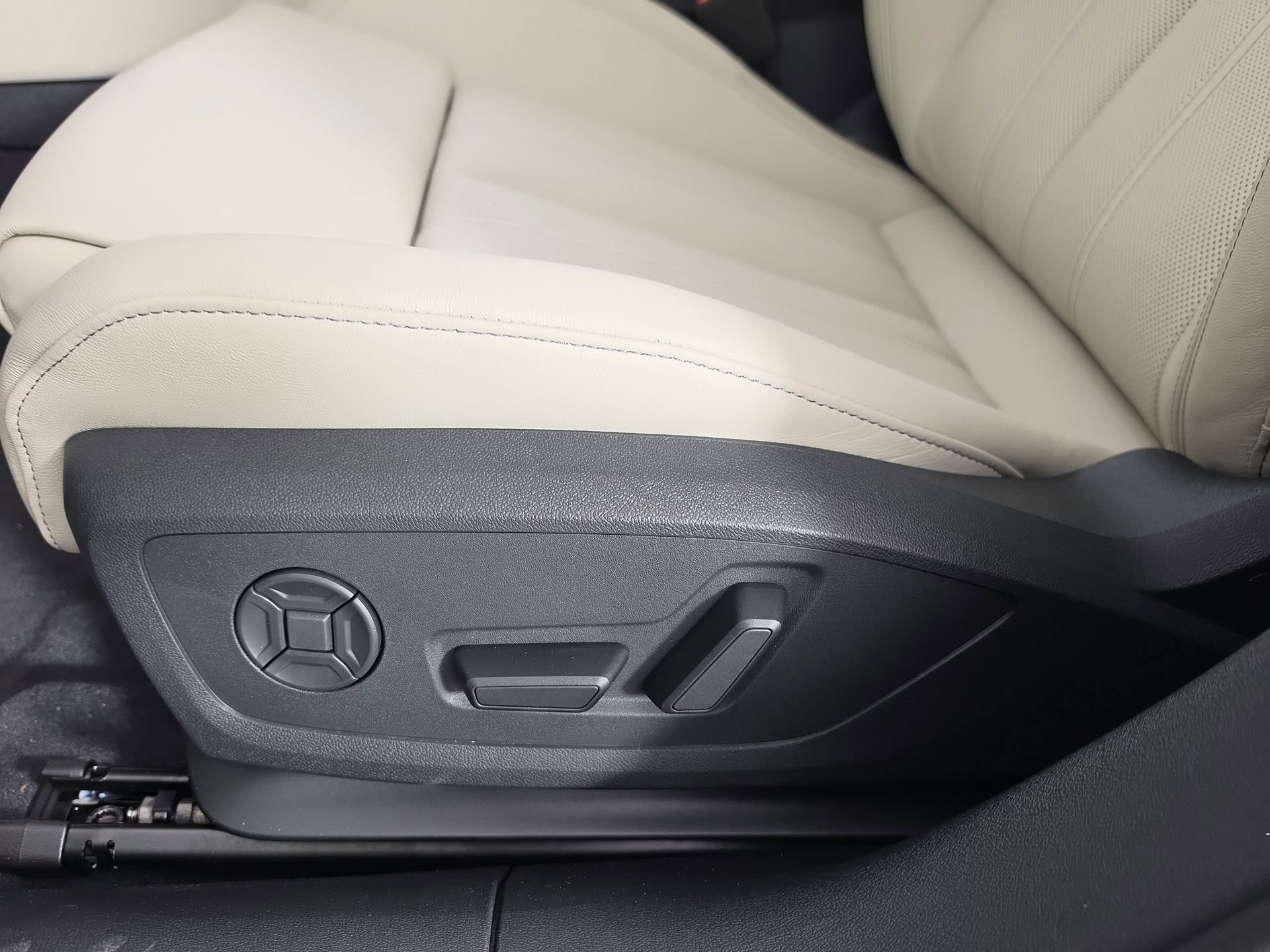 New 2026 Audi A6 Premium AWD/4WD image 17