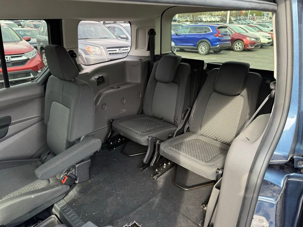 Used 2021 Ford Transit Connect XLT image 6