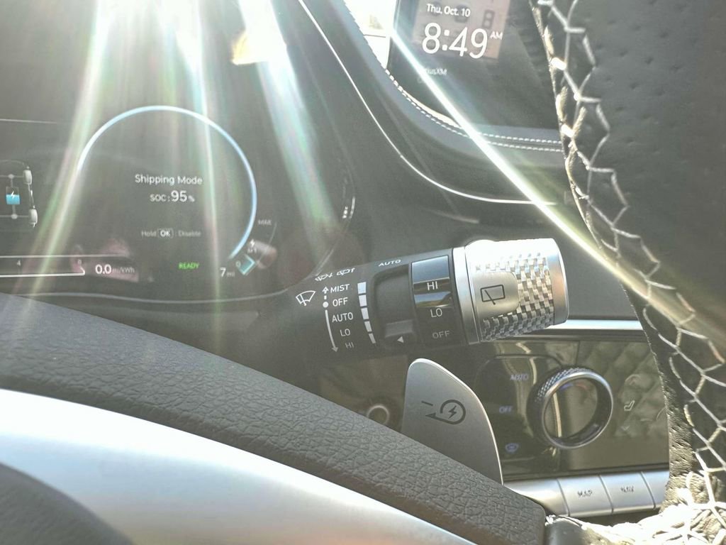 New 2025 Genesis Electrified GV70 Advanced w/ Prestige Package image 22