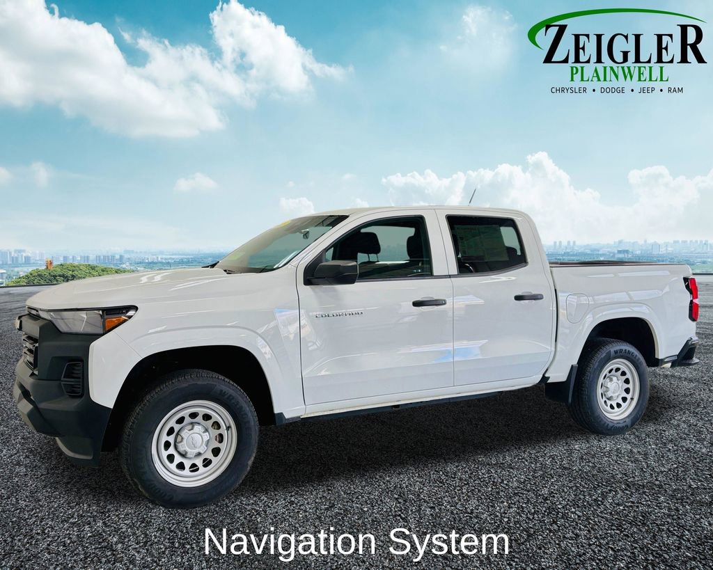 Used 2023 Chevrolet Colorado W/T image 2