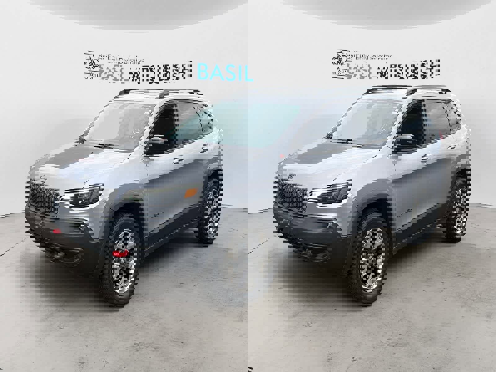 Used 2022 Jeep Cherokee Trailhawk w/ Trailhawk Elite Value Package image 8