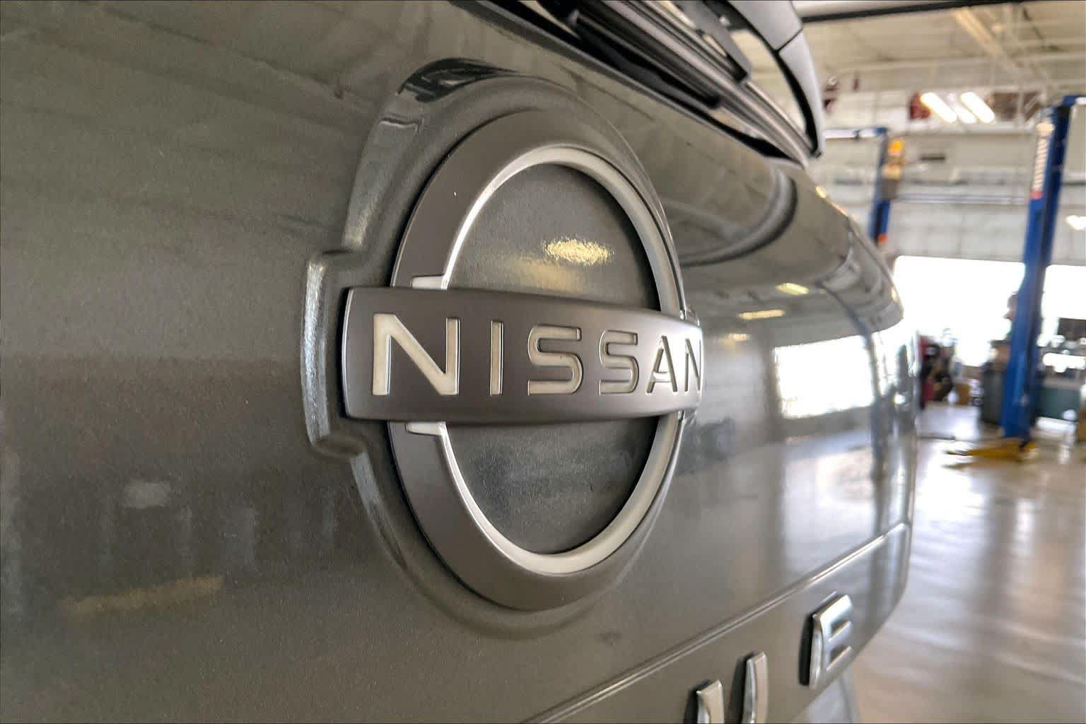 Used 2023 Nissan Rogue SV w/ SV Premium Package FWD image 31