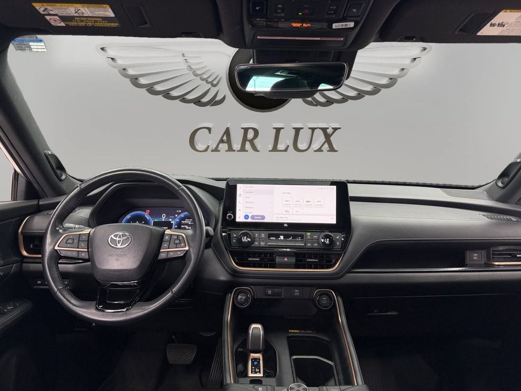 Used 2024 Toyota Grand Highlander AWD Hybrid image 11