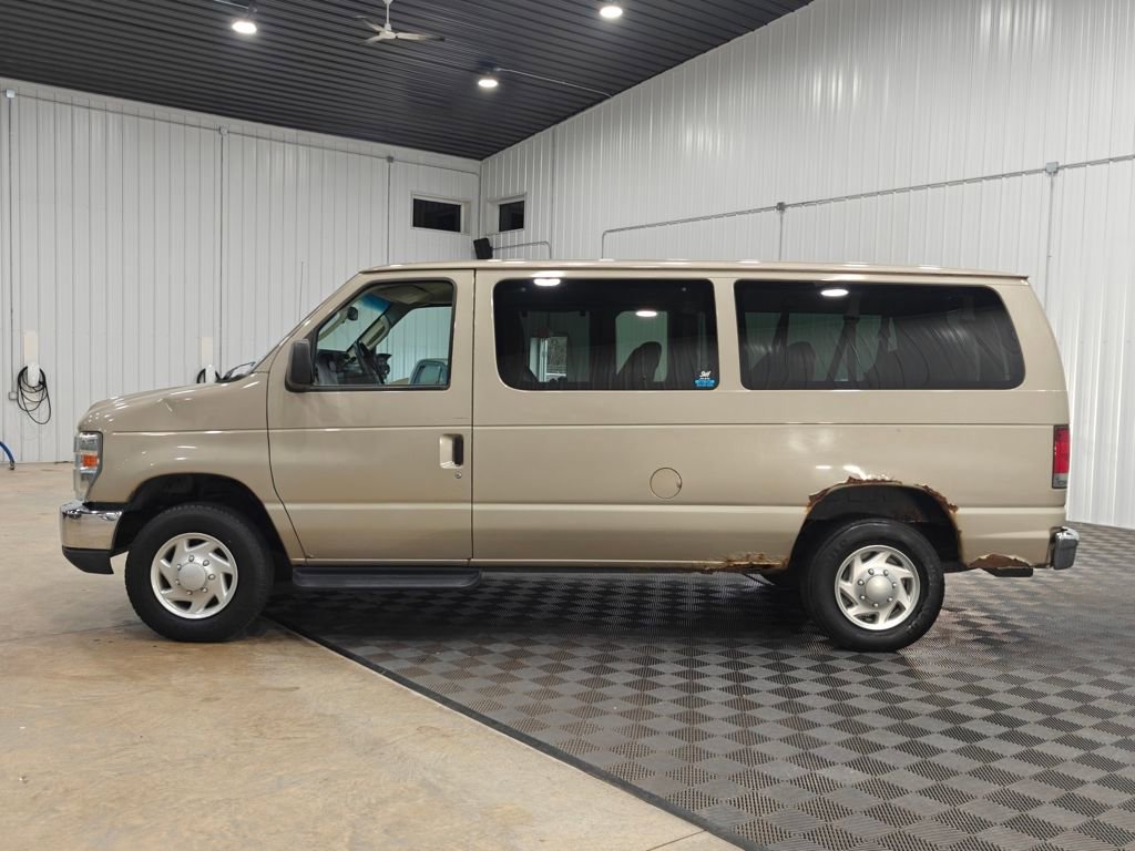 Used 2012 Ford E-350 and Econoline 350 XLT RWD image 11