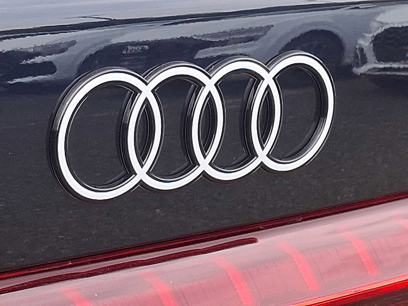 New 2025 Audi A5 2.0T Premium Plus image 17