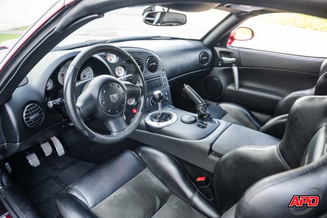 Used 2008 Dodge Viper SRT-10 RWD image 2
