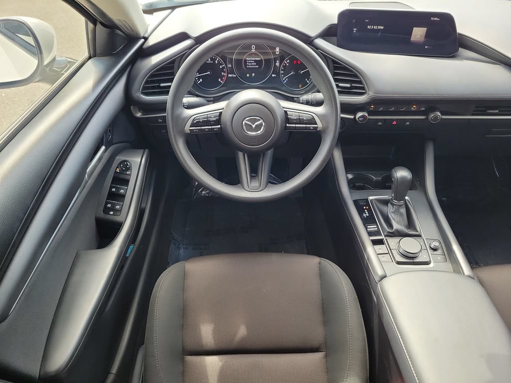 Used 2024 MAZDA MAZDA3 s FWD image 9