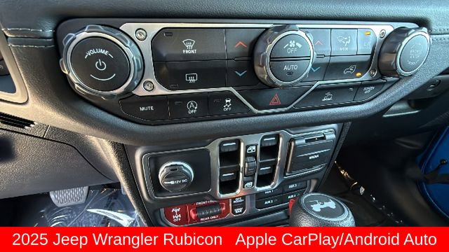 Used 2025 Jeep Wrangler Unlimited Rubicon AWD/4WD image 14