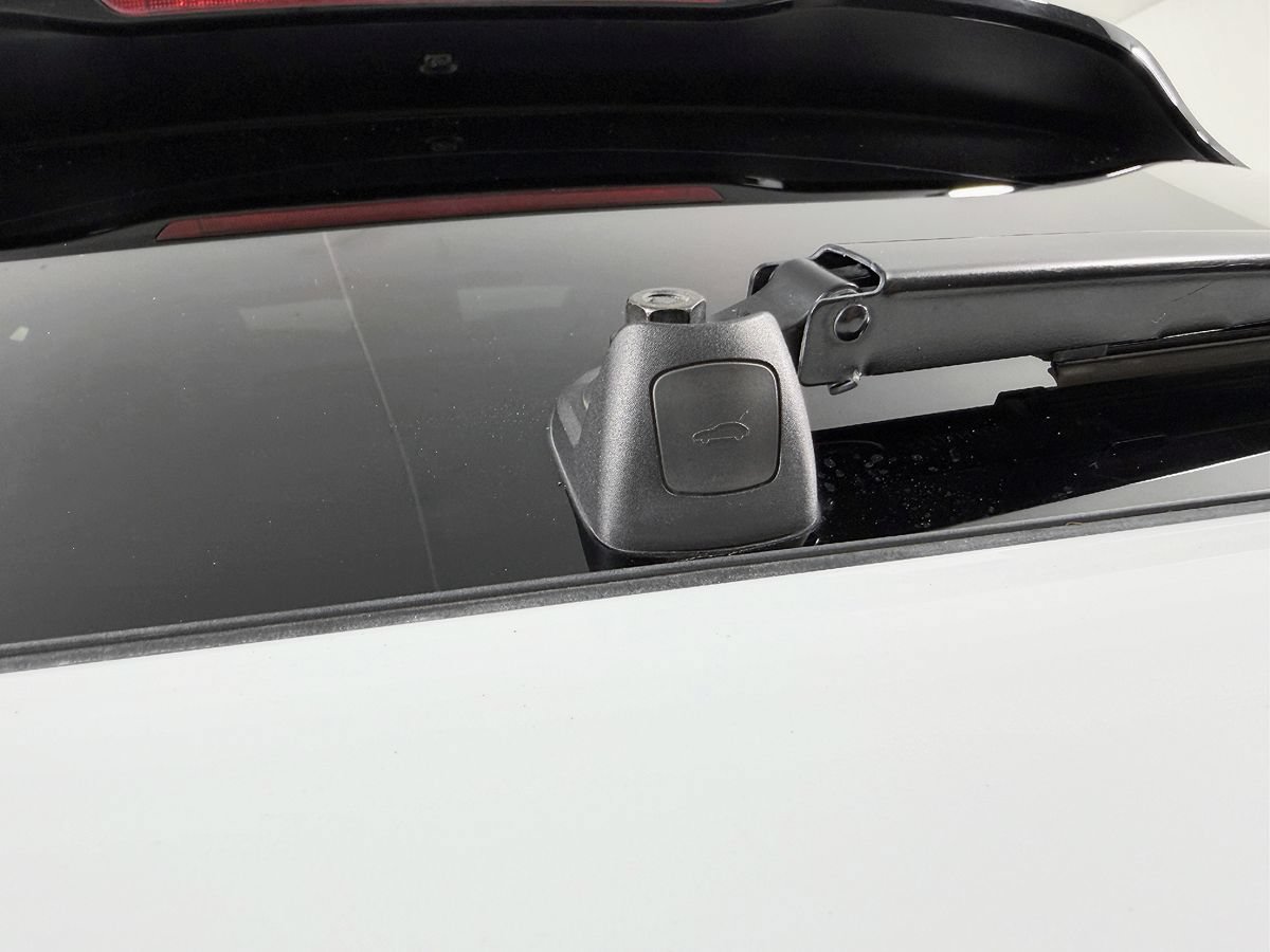 Used 2018 Porsche Macan S AWD/4WD image 15