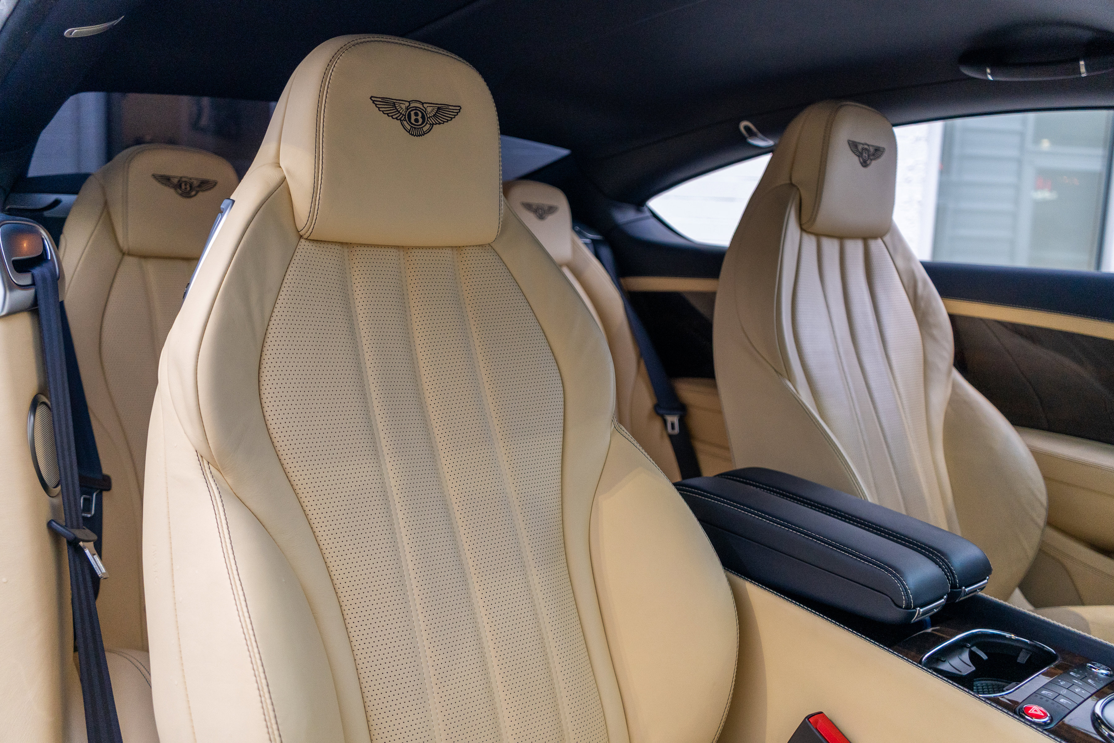 Used 2014 Bentley Continental GT V8 S image 33