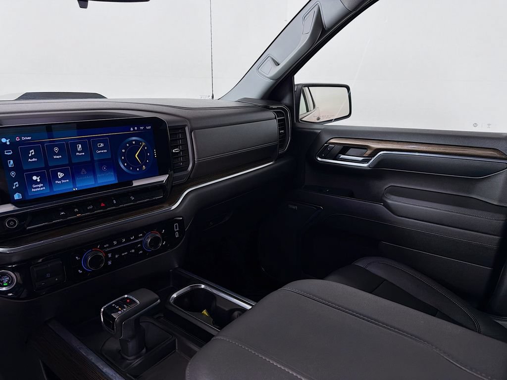 Used 2024 Chevrolet Silverado 1500 LT Trail Boss w/ Convenience Package II AWD/4WD image 26