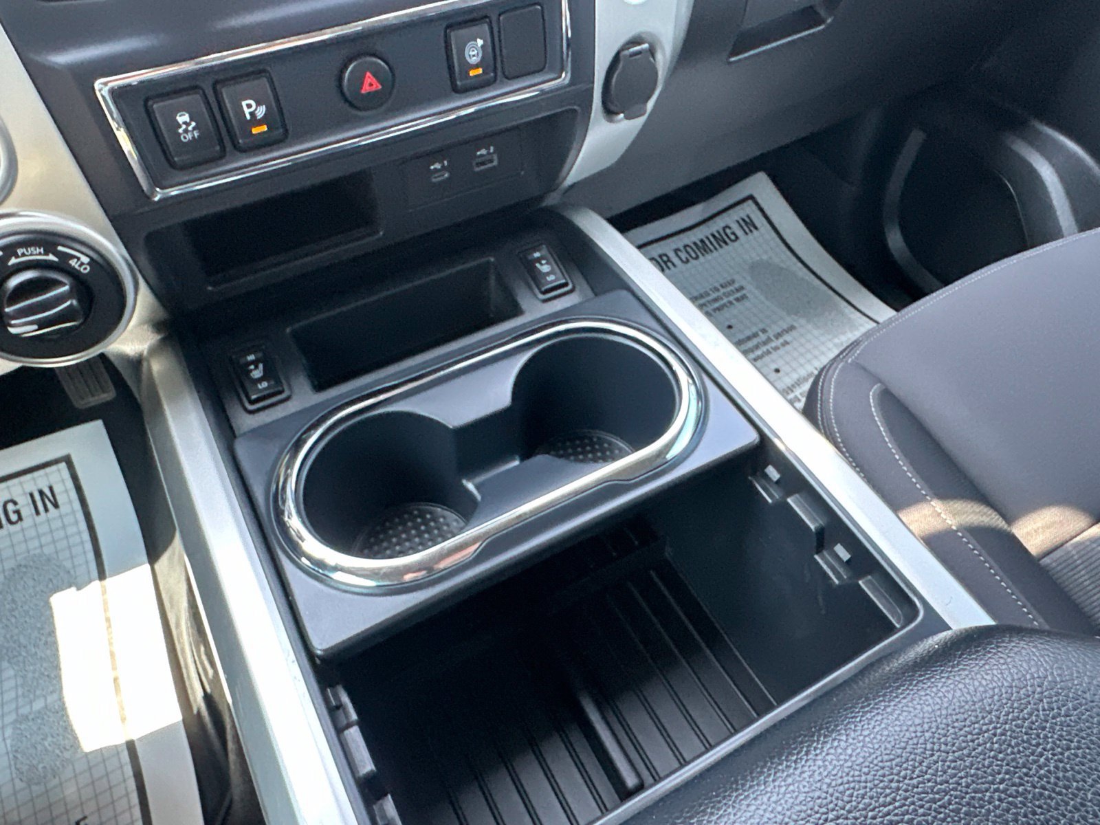 Used 2020 Nissan Titan SV w/ SV Convenience Package AWD/4WD image 69