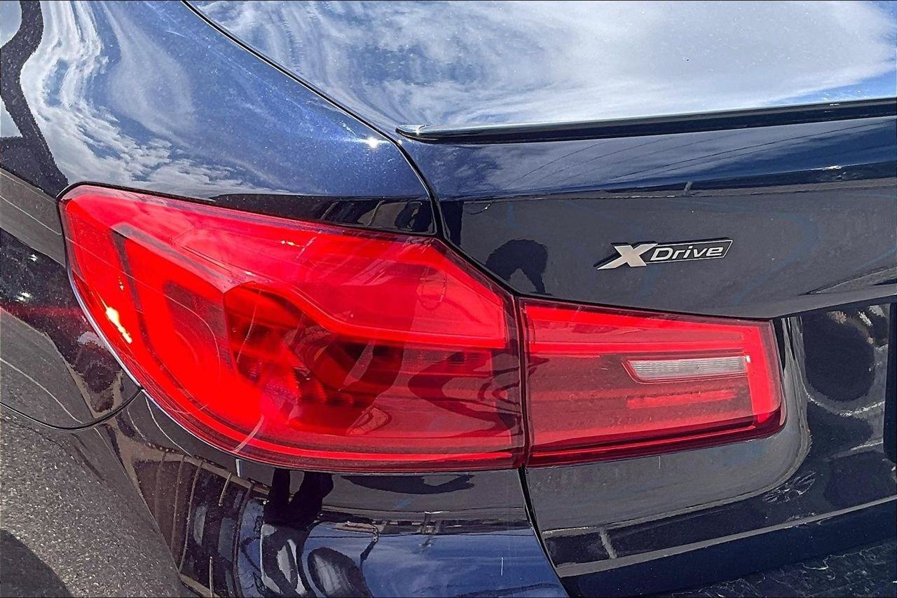Used 2019 BMW M550i xDrive AWD/4WD image 23