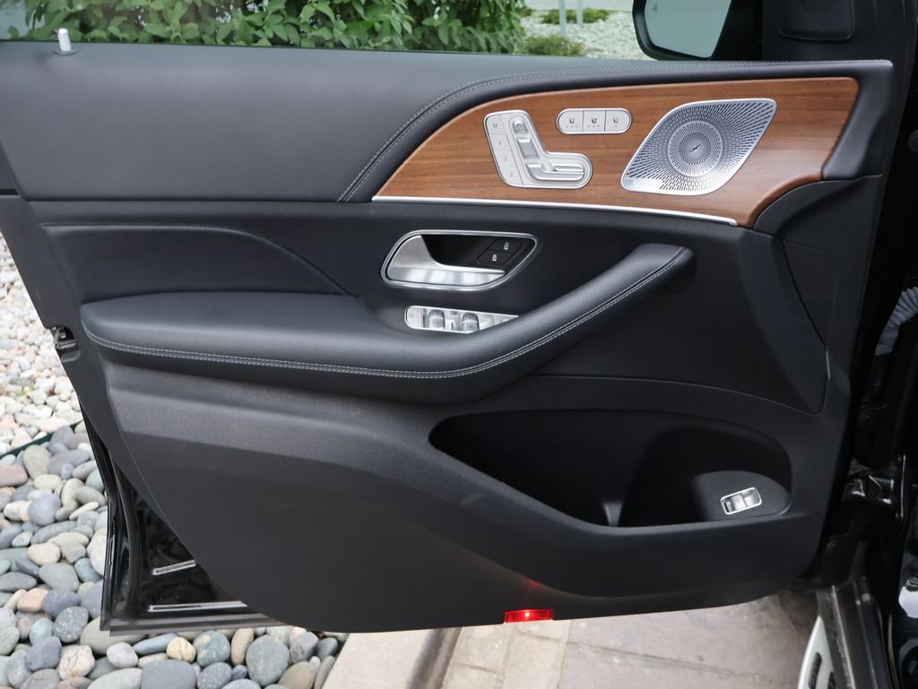 Used 2020 Mercedes-Benz GLS 580 4MATIC image 18