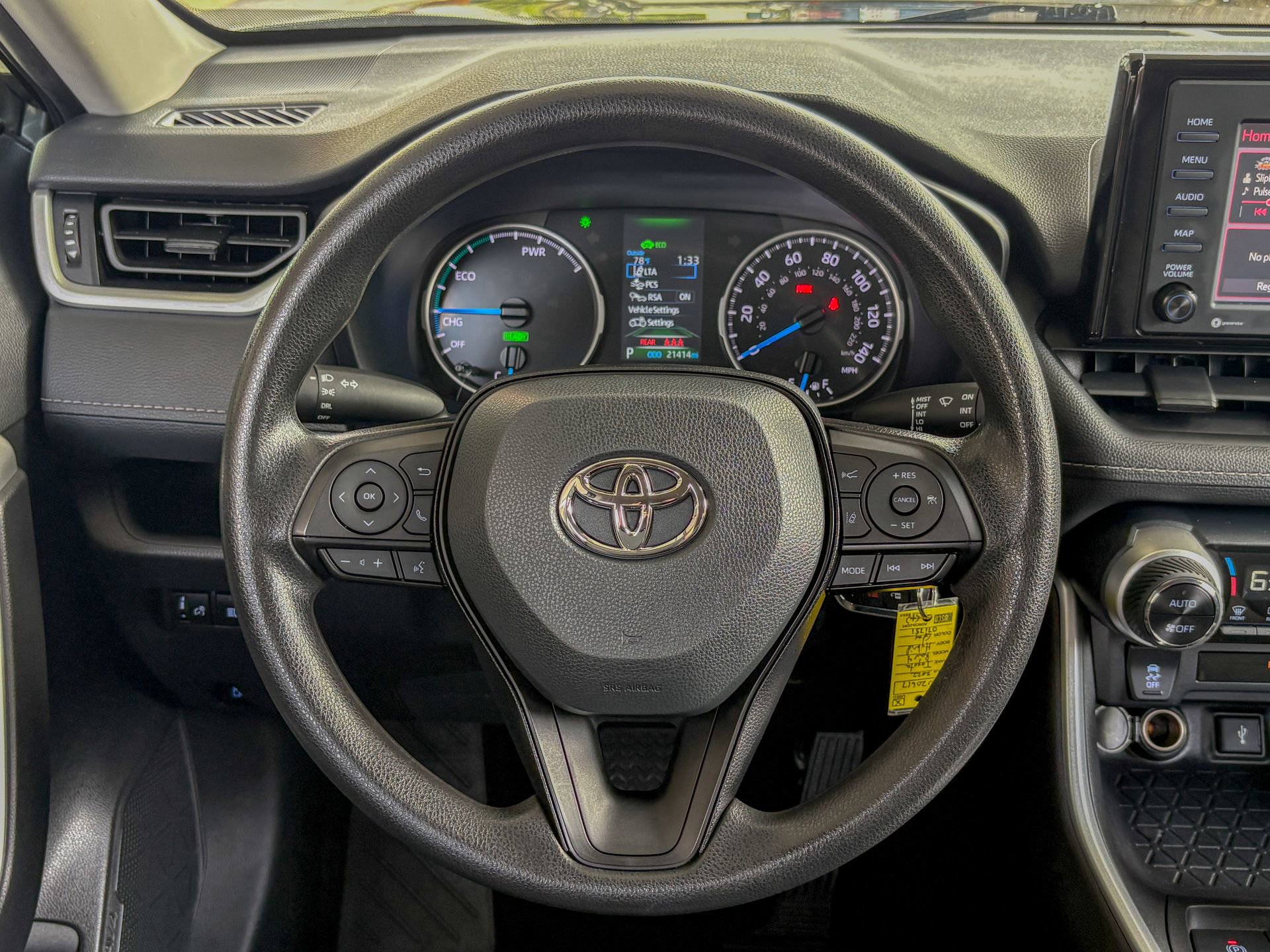Used 2022 Toyota RAV4 LE AWD/4WD image 27