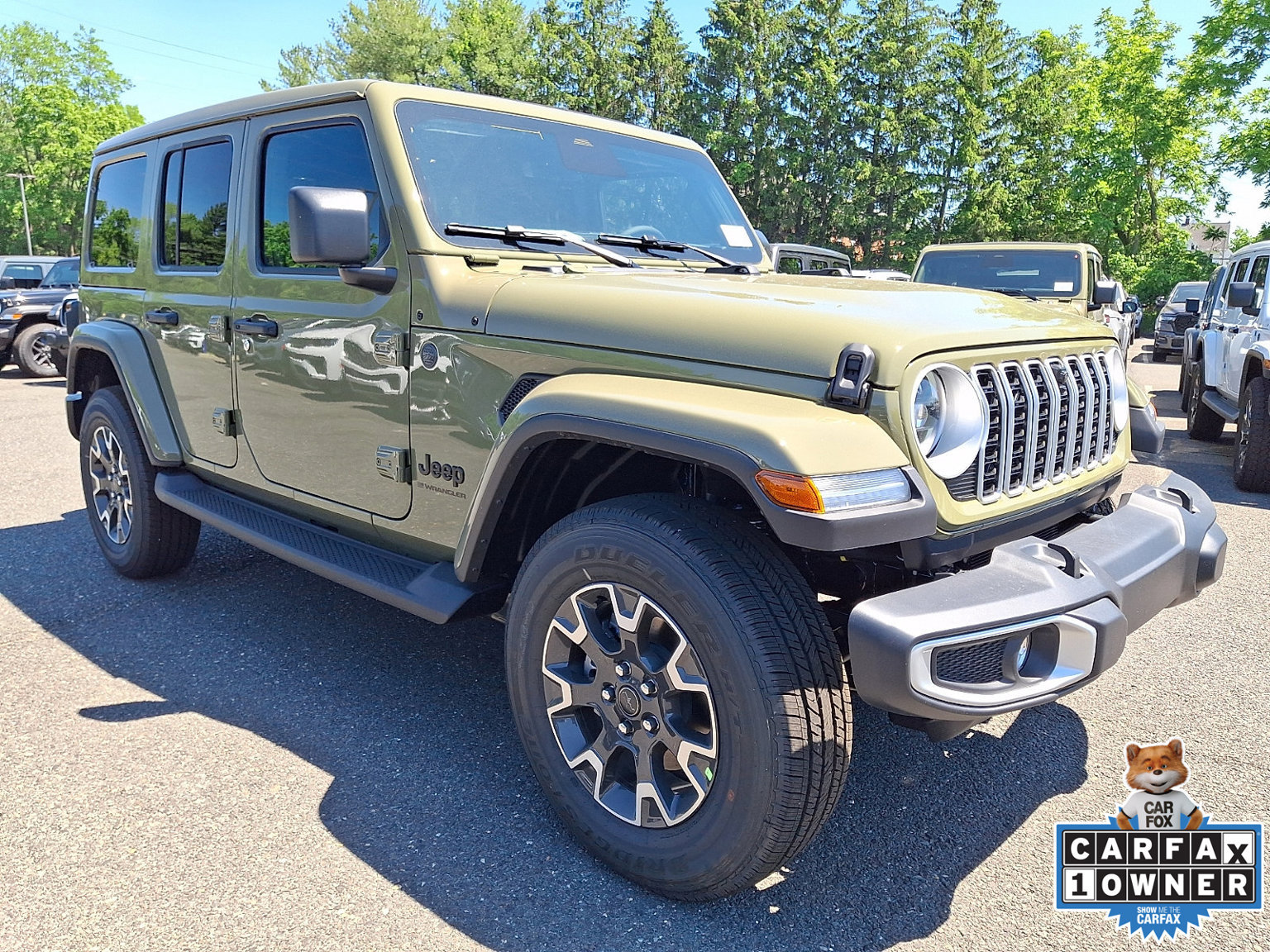 New 2026 Jeep Wrangler Unlimited Sahara AWD/4WD image 2