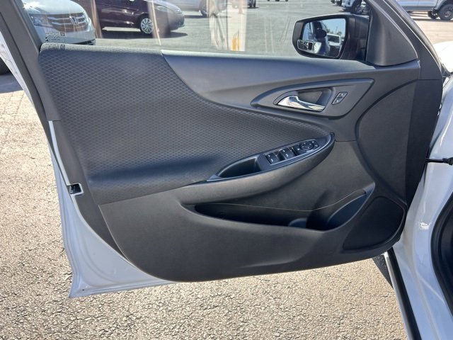 Used 2023 Chevrolet Malibu LS image 12