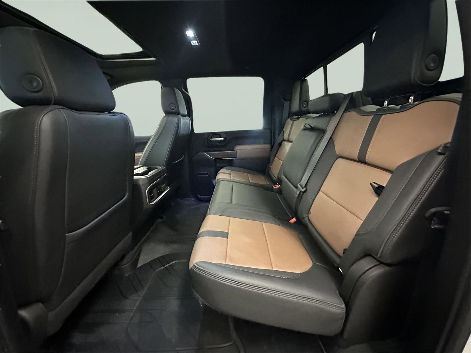 Certified 2022 Chevrolet Silverado 2500 High Country w/ Z71 Off-Road Package image 33